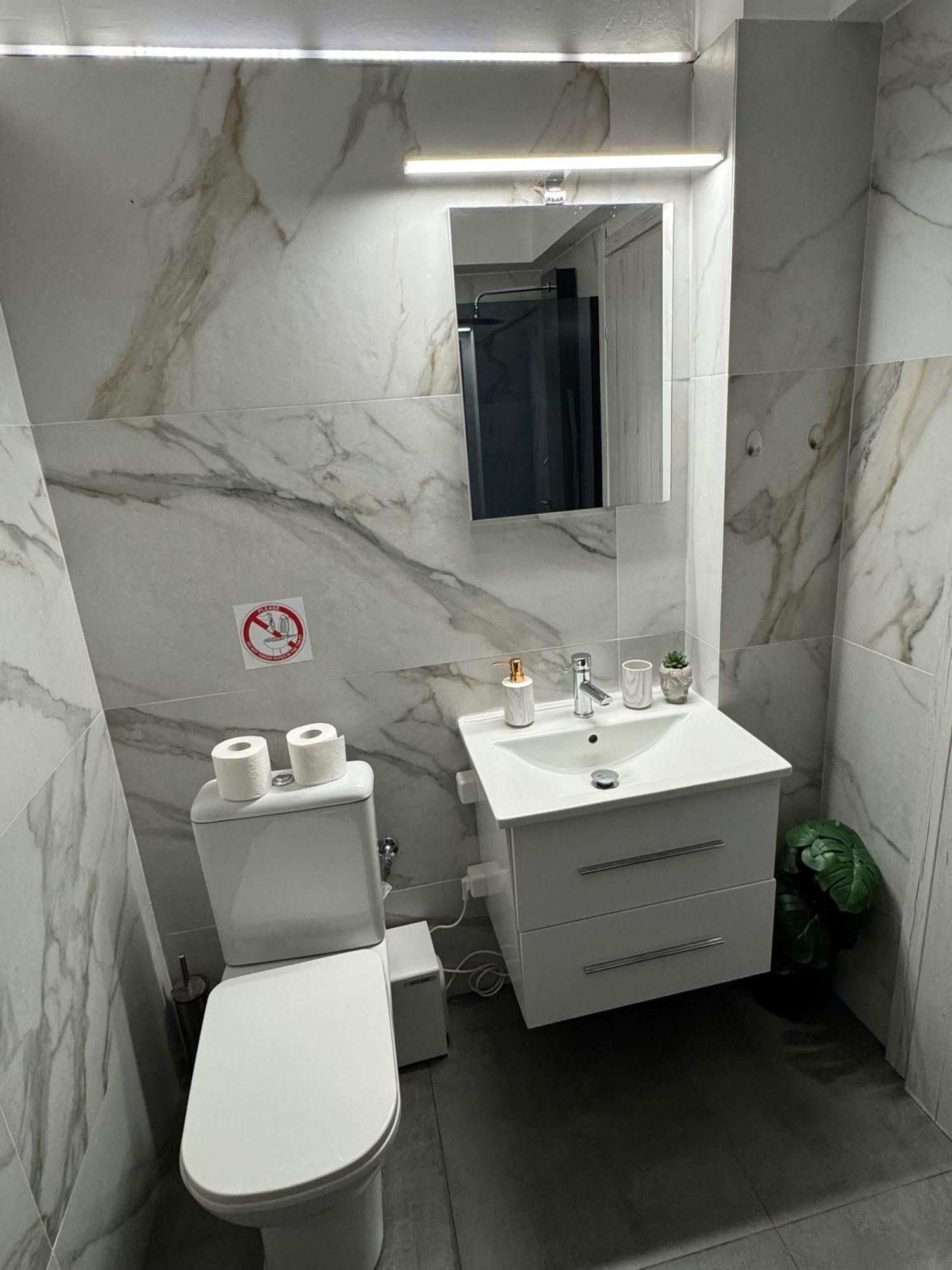 Afrodite Central Apartment By Vpn Athen Eksteriør bilde